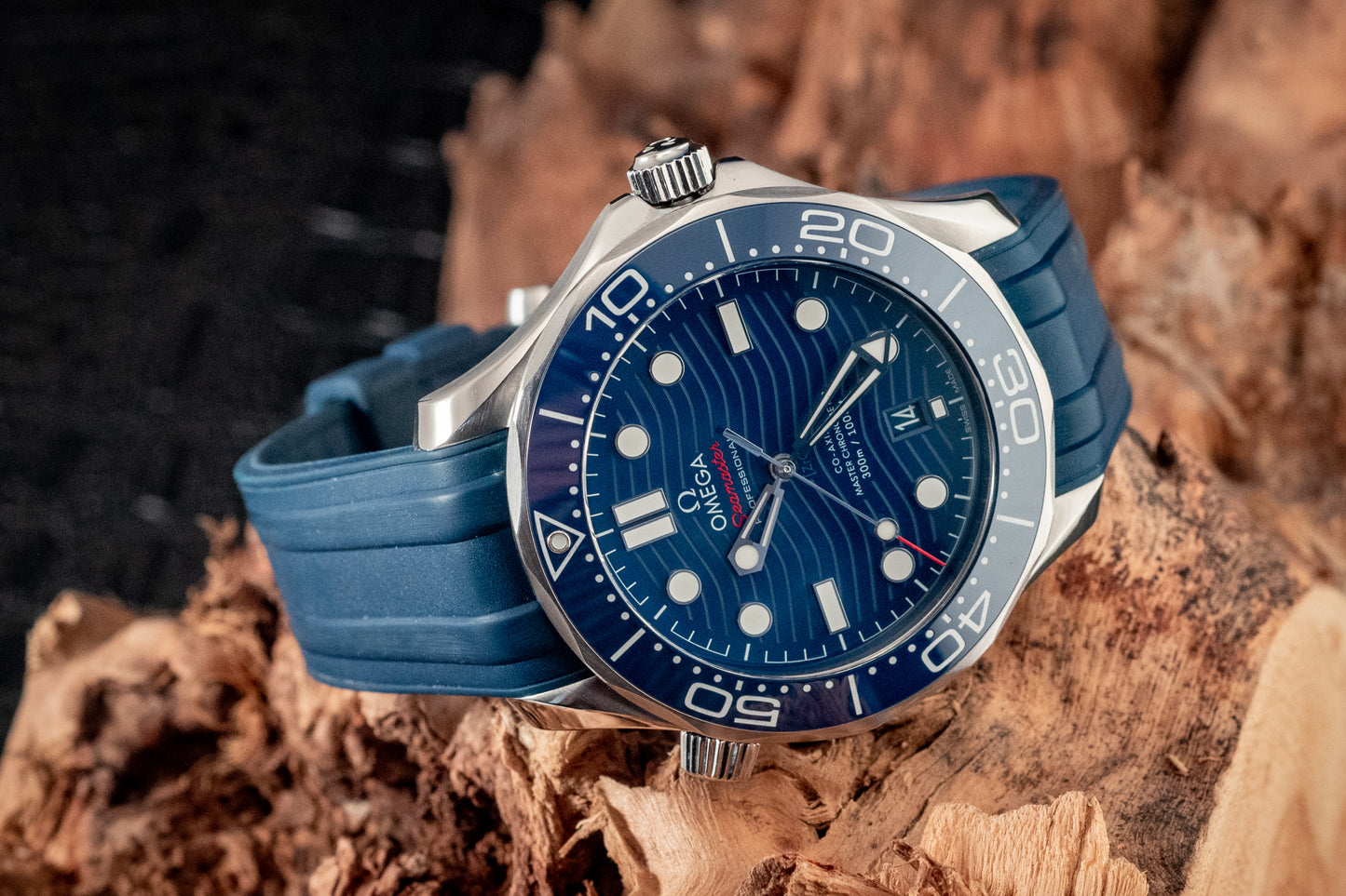 Omega Seamaster Diver 300m Blue Waves 2021 Box And Papers Ref 210.32.42.20.03.001
