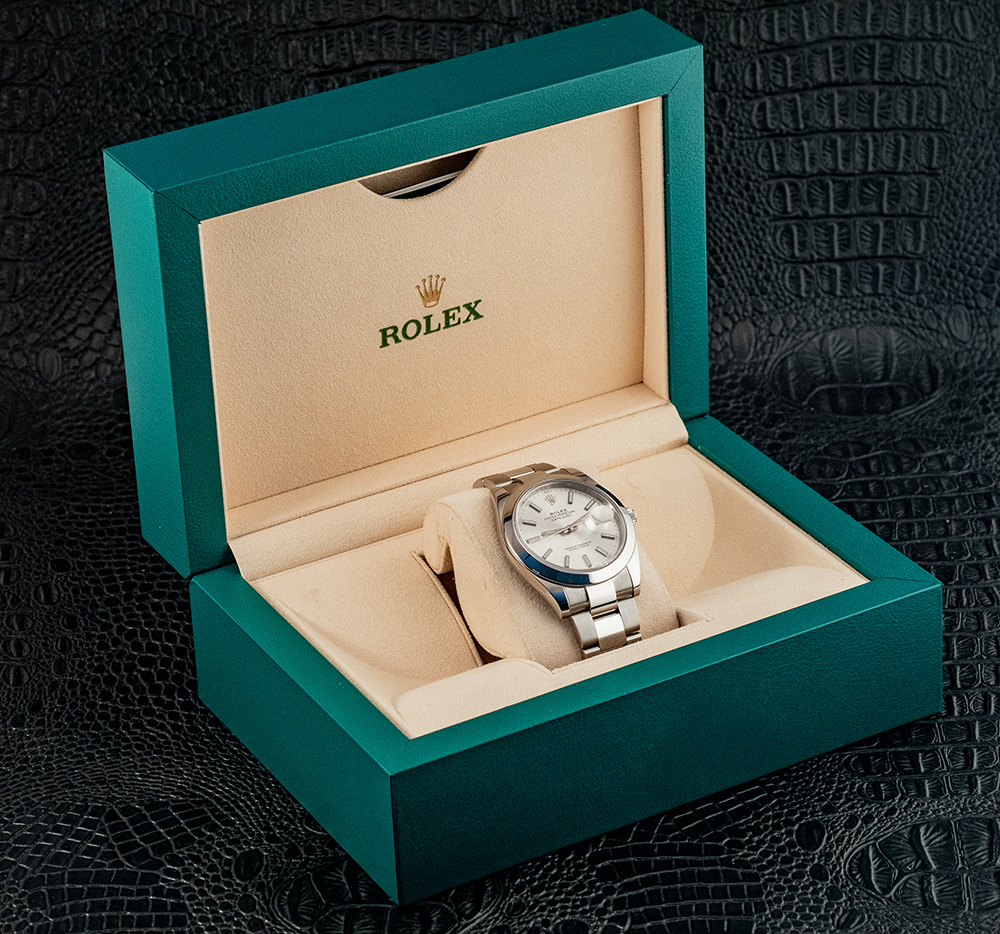 Rolex Datejust 41MM Oystersteel Ref 126300 Box And Papers 2019 Silver Oyster Bracelet Silver Bezel