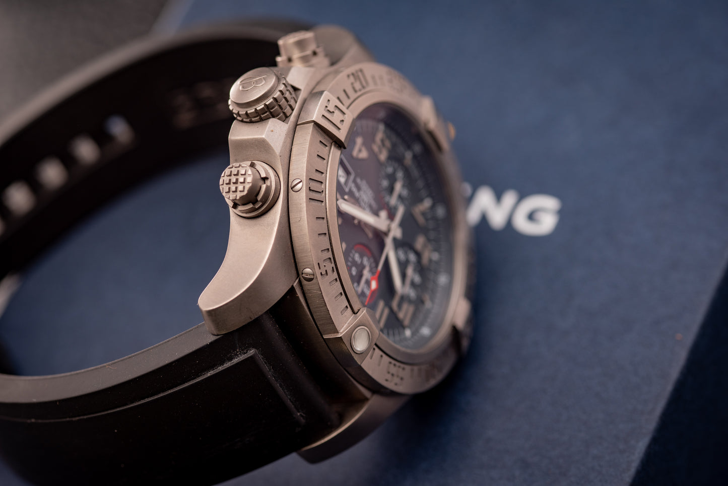 Breitling Avenger Bandit Titanium Ref Number E1338310/M534 Box And Papers 2 Additional Straps