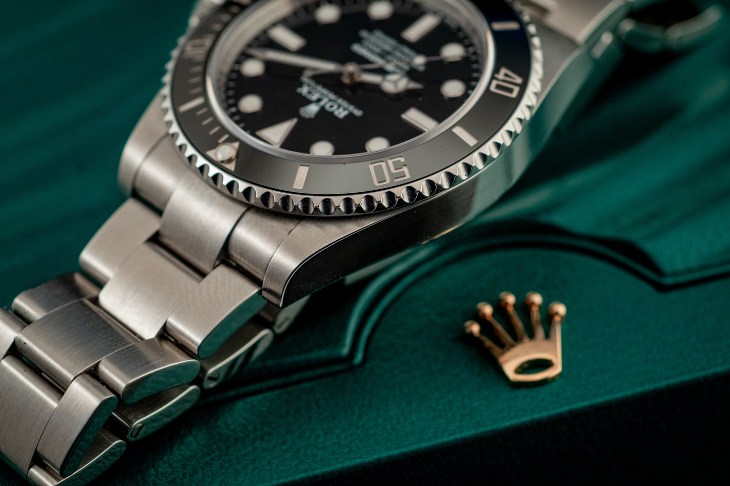 Rolex Submariner December 2021 Black No-date Full Set 41mm Box And Papers Ref 124060