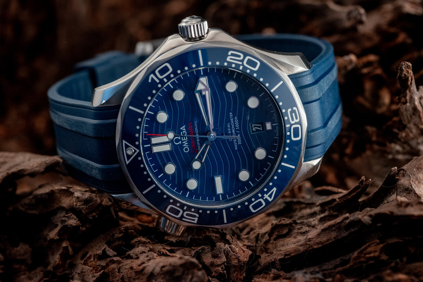 Omega Seamaster Diver 300M Co-Axial Master Chronometer Blue Dial Rubber Strap Watch 42mm Ref 210.32.42.20.03.001