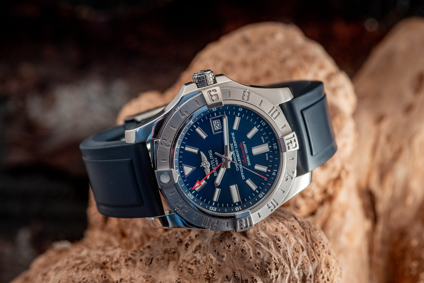 Breitling Avenger II GMT 43mm Ref A3239011/C872 Box And Papers