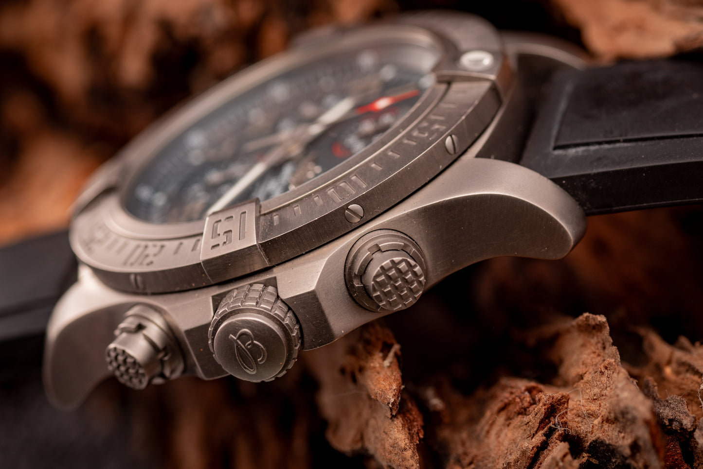 Breitling Avenger Bandit Titanium Ref Number E1338310/M534 Box And Papers 2 Additional Straps