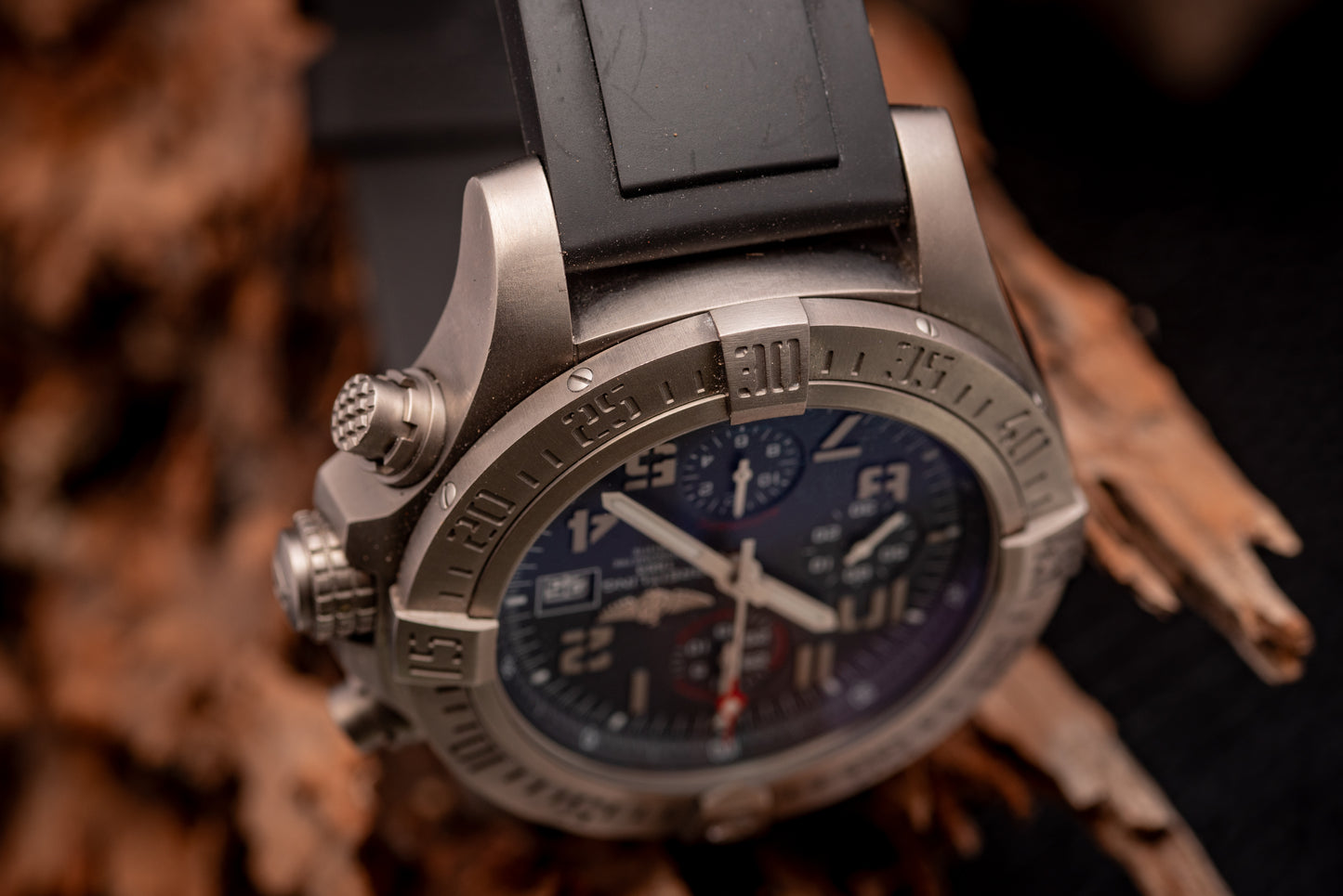 Breitling Avenger Bandit Titanium Ref Number E1338310/M534 Box And Papers 2 Additional Straps