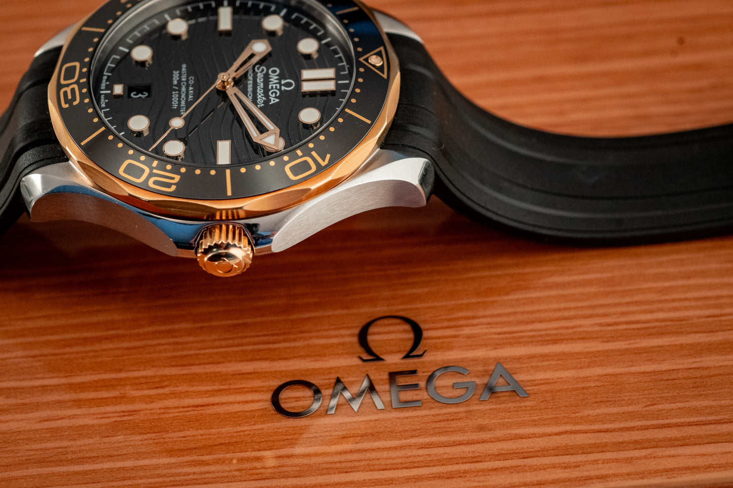 Omega Seamaster Senda Gold 300M Diver 2019 Box And Papers Ref 210.22.42.20.01.001