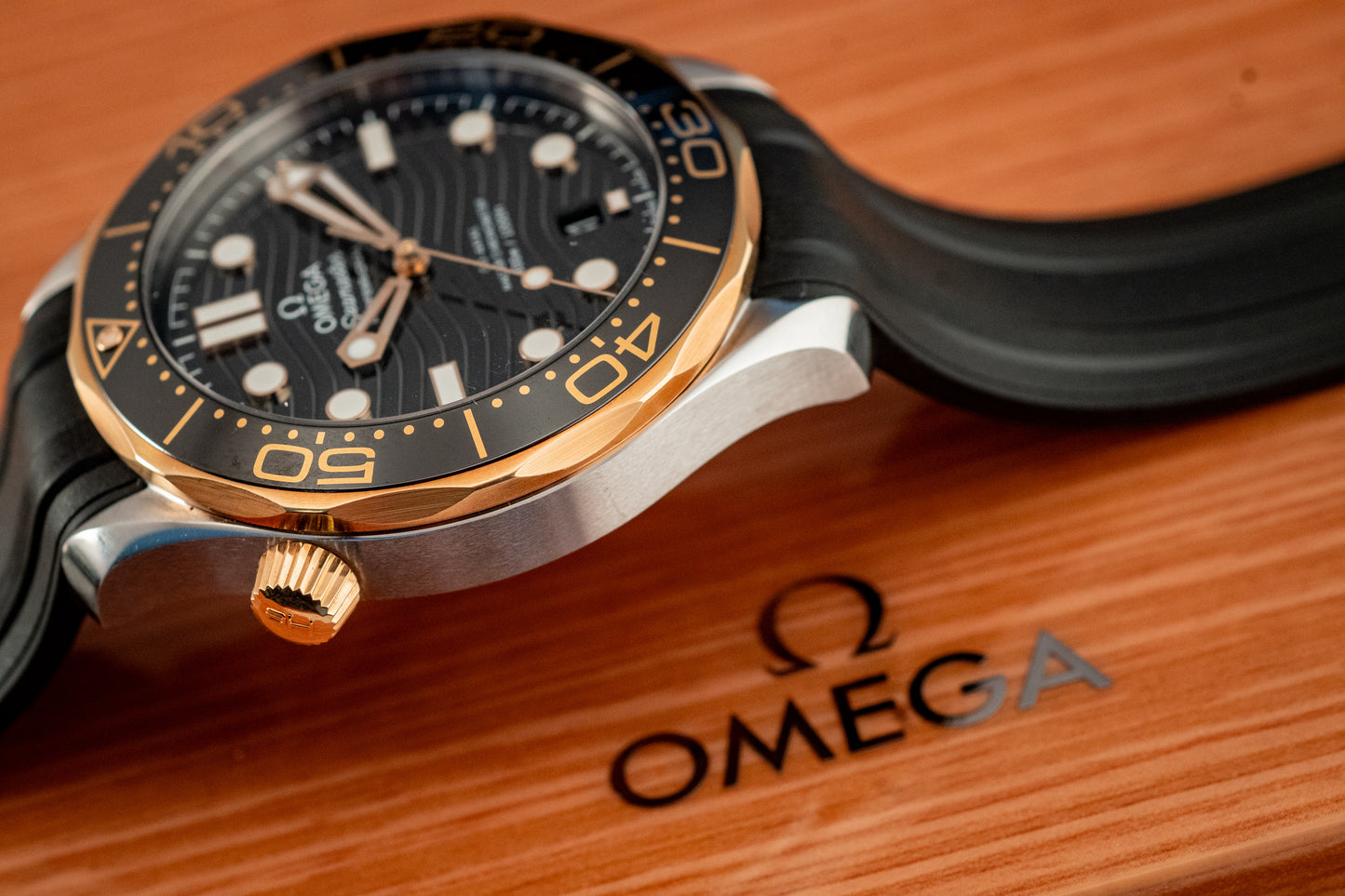 Omega Seamaster Senda Gold 300M Diver 2019 Box And Papers Ref 210.22.42.20.01.001