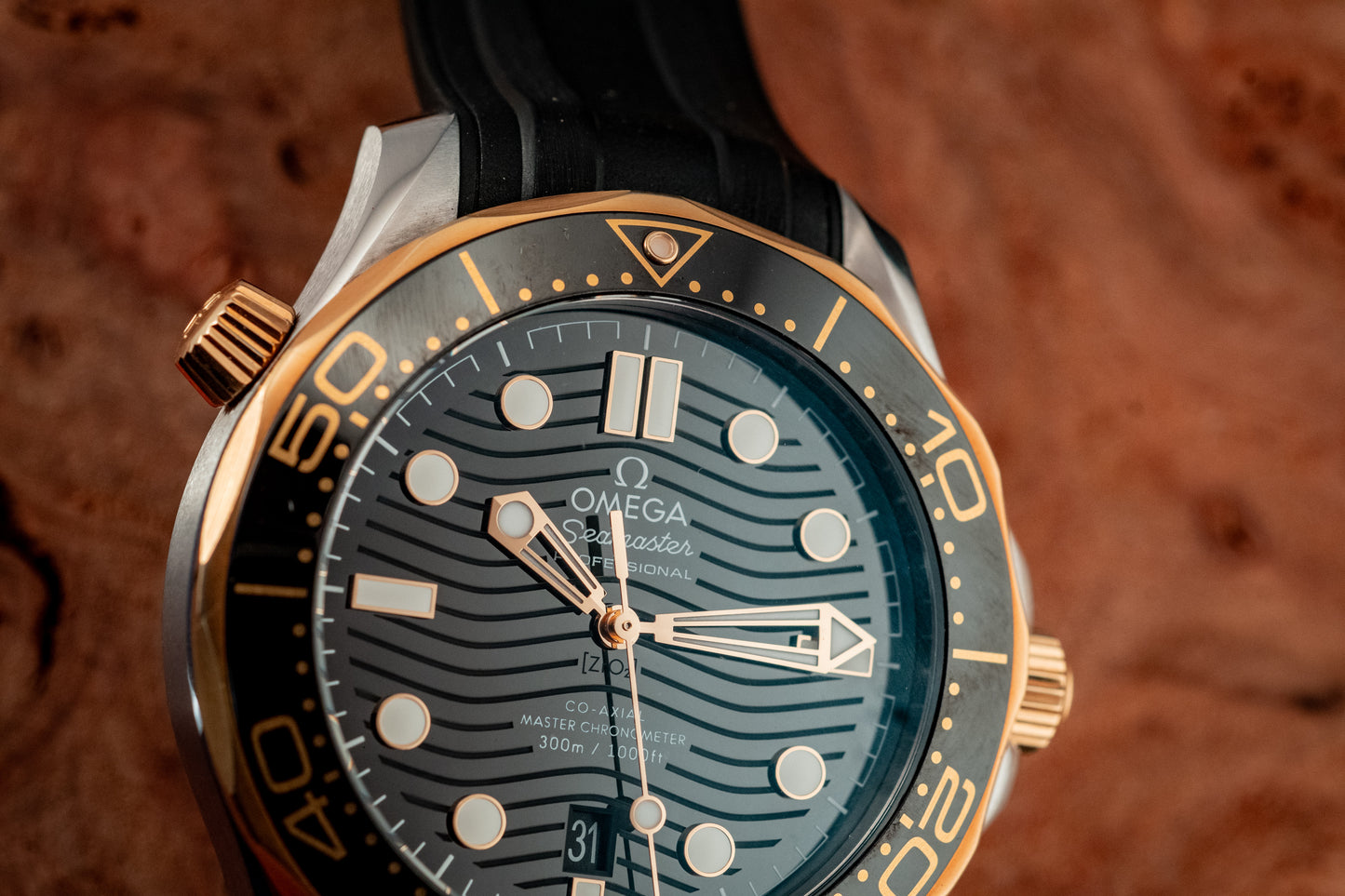 Omega Seamaster Senda Gold 300M Diver 2019 Box And Papers Ref 210.22.42.20.01.001