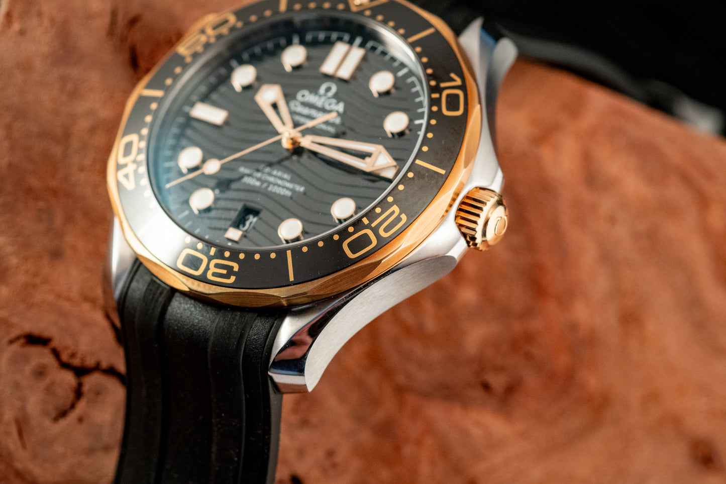 Omega Seamaster Senda Gold 300M Diver 2019 Box And Papers Ref 210.22.42.20.01.001