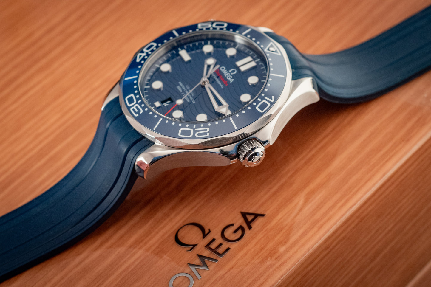 Omega Seamaster Diver 300m Blue Waves 2021 Box And Papers Ref 210.32.42.20.03.001