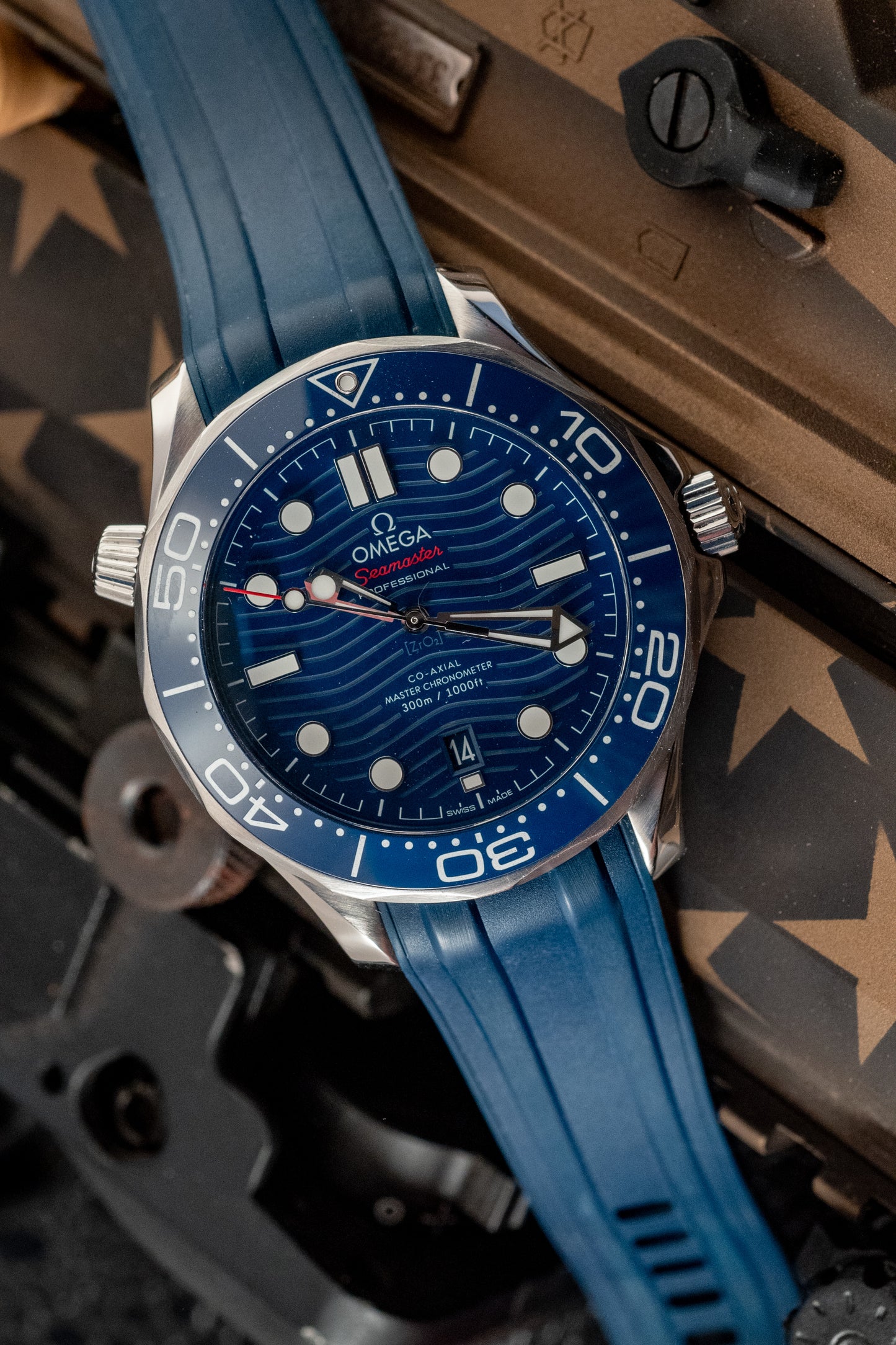 Omega Seamaster Diver 300m Blue Waves 2021 Box And Papers Ref 210.32.42.20.03.001