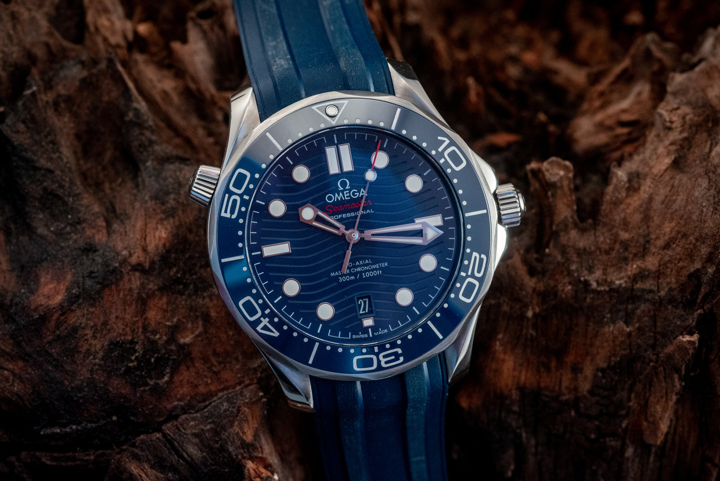 Omega Seamaster Diver 300M Co-Axial Master Chronometer Blue Dial Rubber Strap Watch 42mm Ref 210.32.42.20.03.001