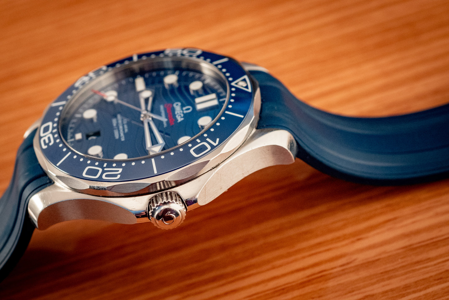 Omega Seamaster Diver 300MM Blue Dial Rubber 2020 Ref 210.32.42.20.03.001 Box And Papers