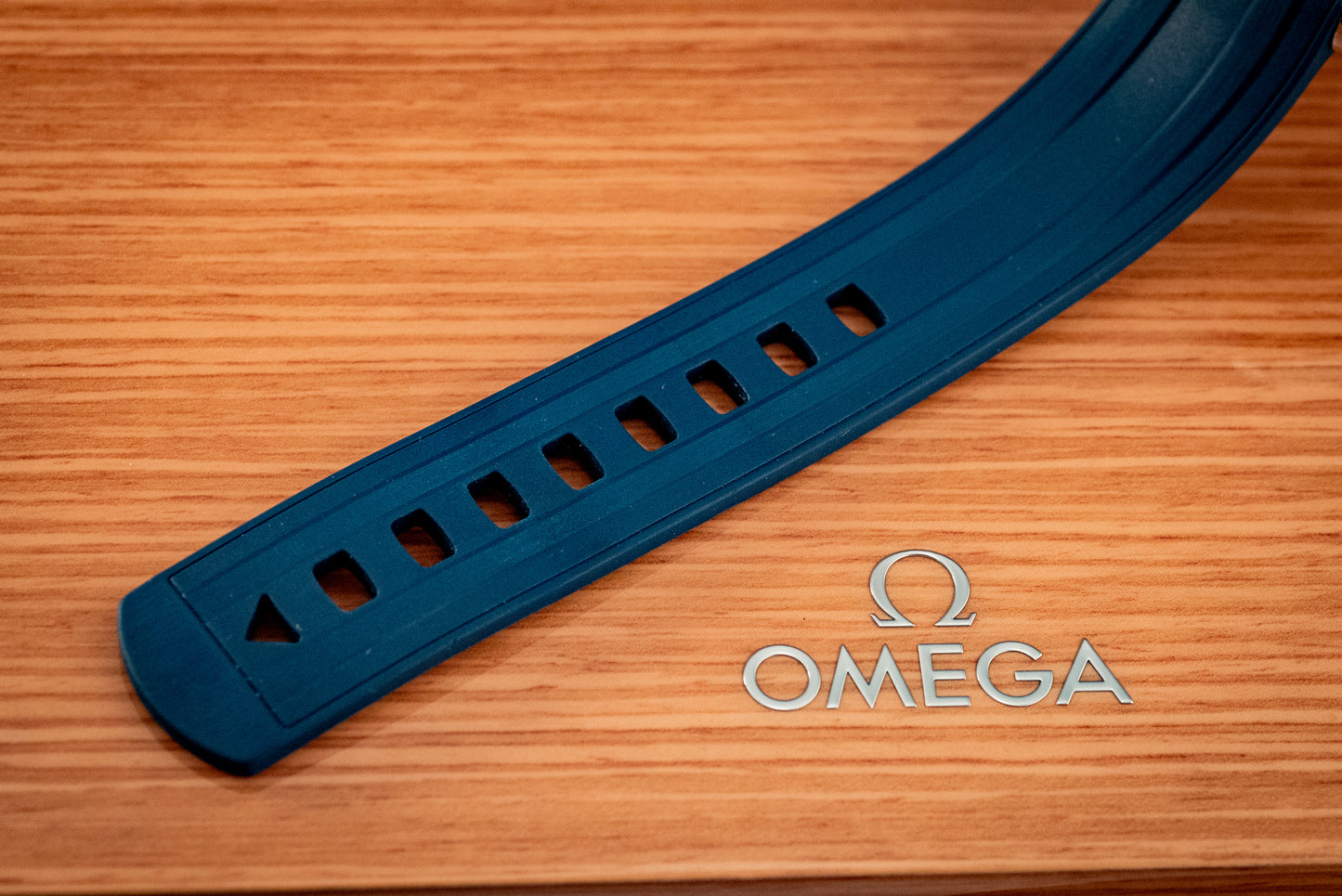 Omega Seamaster Diver 300MM Blue Dial Rubber 2020 Ref 210.32.42.20.03.001 Box And Papers