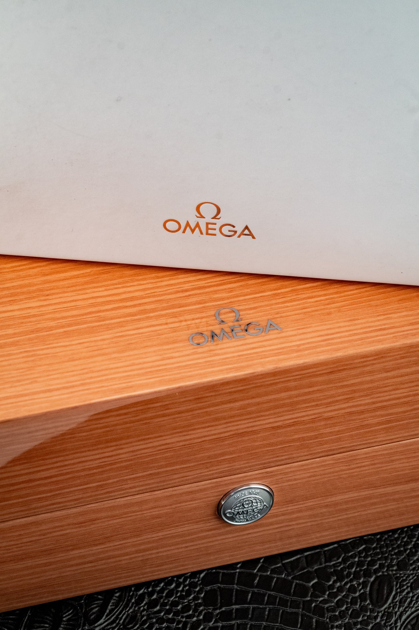 Omega Seamaster Diver 300M Black Ceramic 2024 Box And Papers 210.92.44.20.01.003