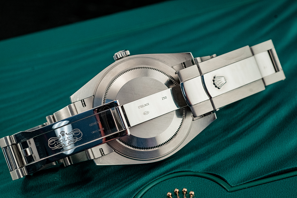 Rolex Datejust 41MM Oystersteel Ref 126300 Box And Papers 2019 Silver Oyster Bracelet Silver Bezel