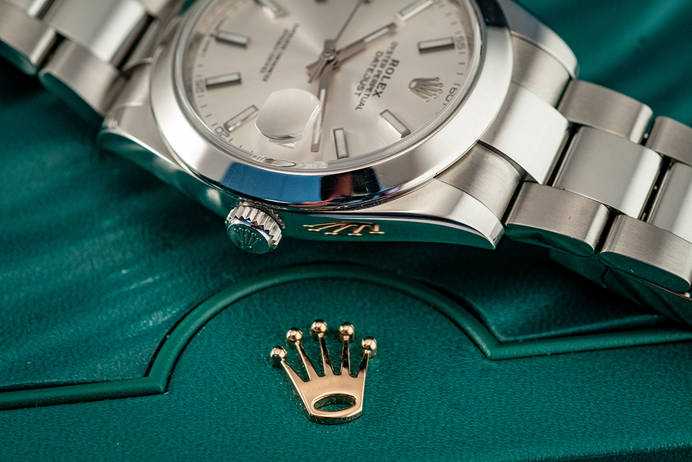 Rolex Datejust 41MM Oystersteel Ref 126300 Box And Papers 2019 Silver Oyster Bracelet Silver Bezel