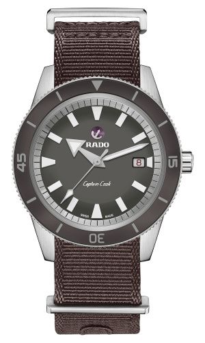 Rado HyperChrome Captain Cook 42 Stainless Steel / Grey : Ref Number R32505018