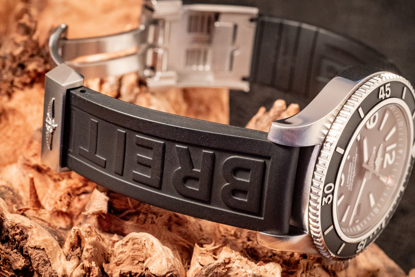 Breitling Superocean 42mm 2022 Service Paperwork Box And Papers Travel Pouch Ref A17366021B1S2