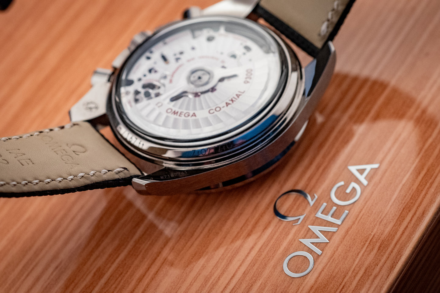 Omega Grey Side Of The Moon 2021 Box And Papers Ref 311.93.44.51.99.001