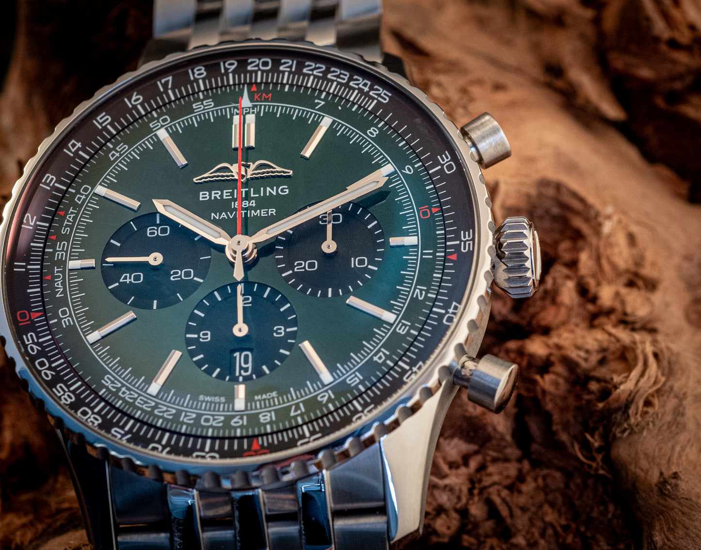 Breitling 2022 Navitimer 1 B01 Chronograph Green Dial Box And Papers Ref AB0137241L1A1