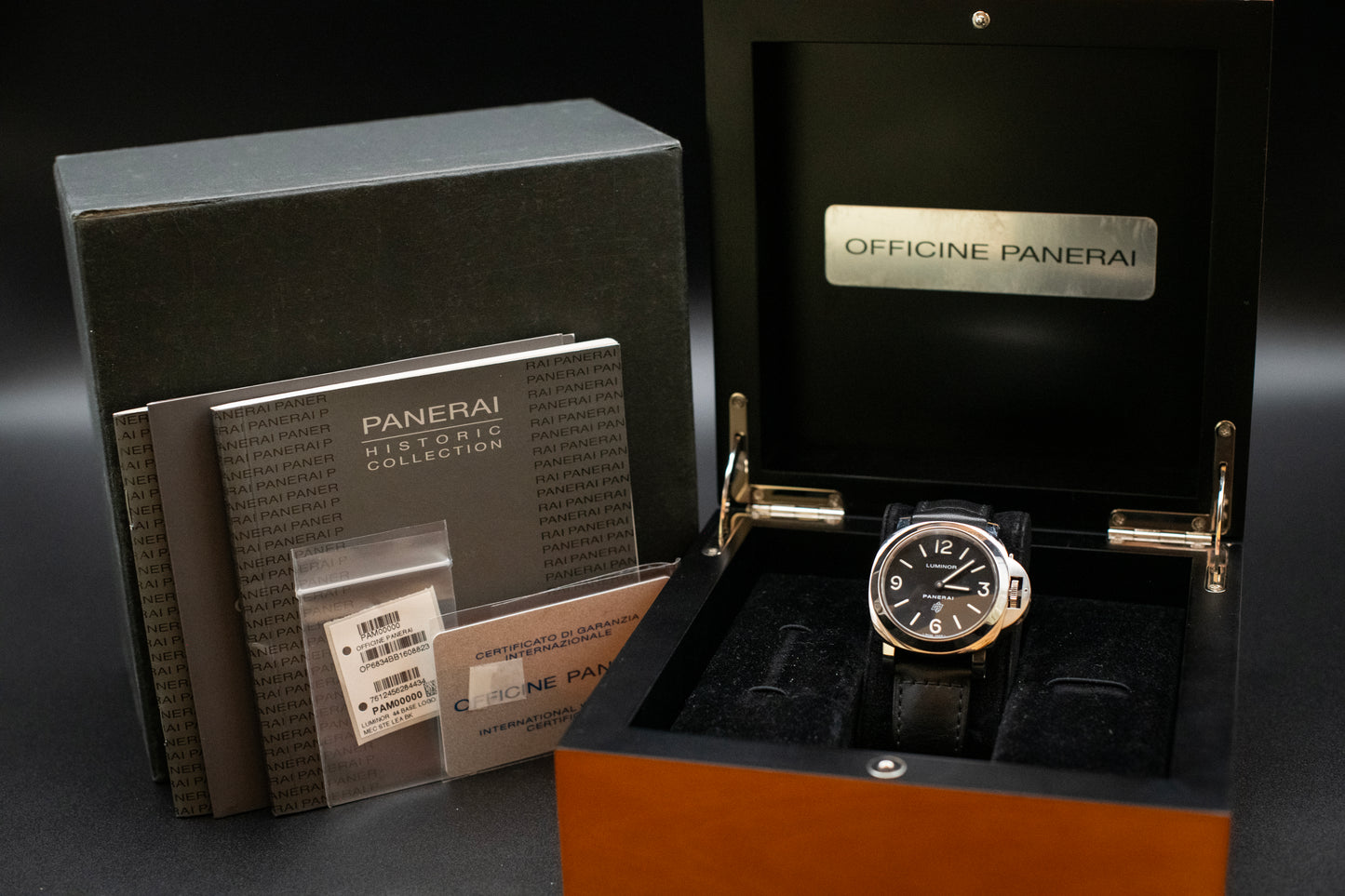 Panerai Luminor PAM00000 Box And Papers