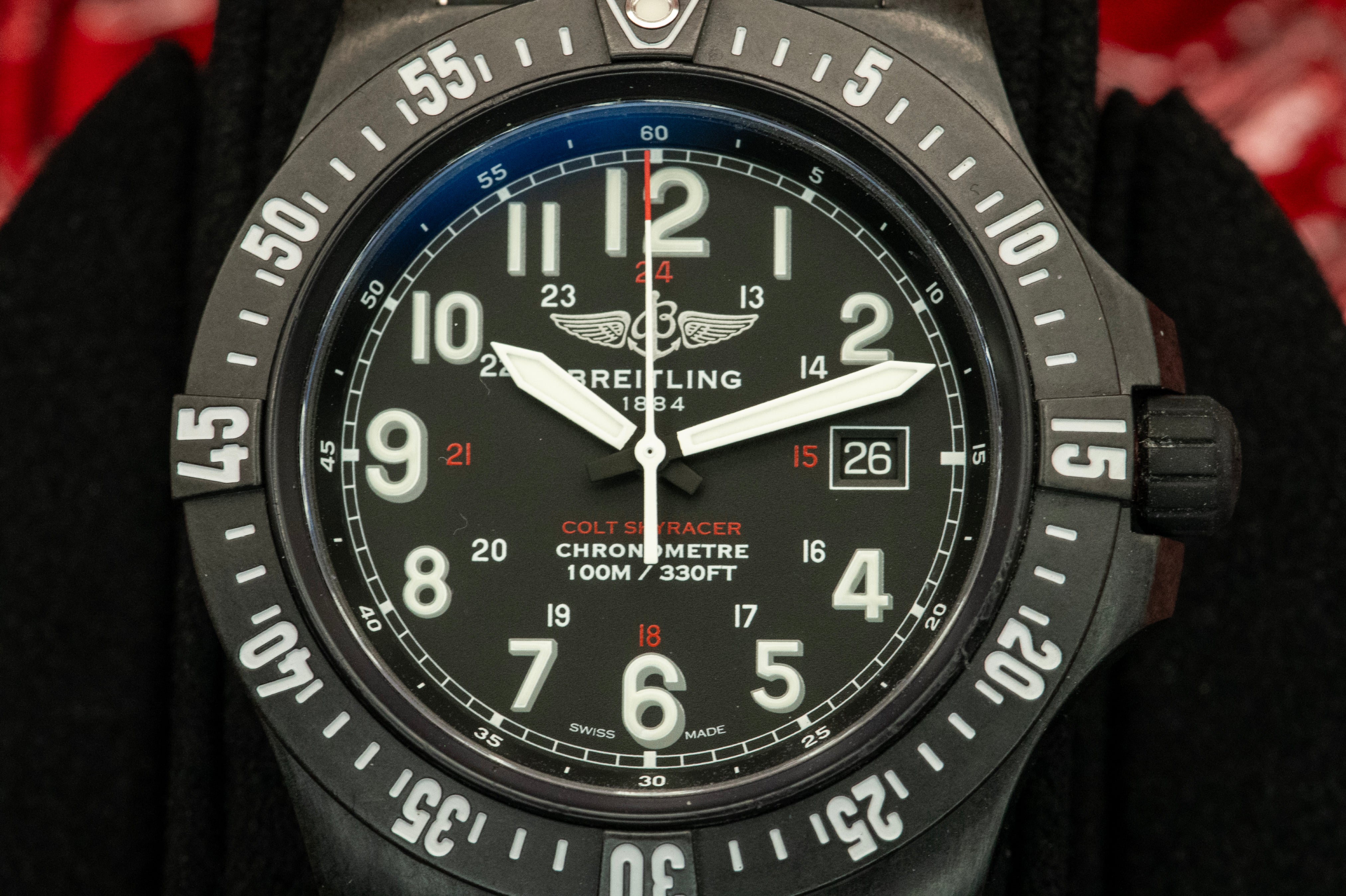 Breitling レザーケース ブラック Breitling Professional Exospace B55 Connected Black Titanium