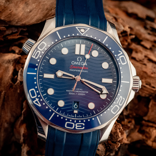 Omega Seamaster Diver 300MM Blue Dial Rubber 2020 Ref 210.32.42.20.03.001 Box And Papers