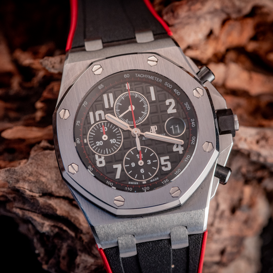 Audemars Piguet Royal Oak Offshore Chronograph 26470ST.OO.A101CR.01 “VAMPIRE” Black Dial Red Accents Chronograph Stainless Steel 42mm Box And Papers