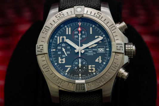 Breitling Avenger Bandit Grey Dial 45 E13383 Full Set Box And Papers