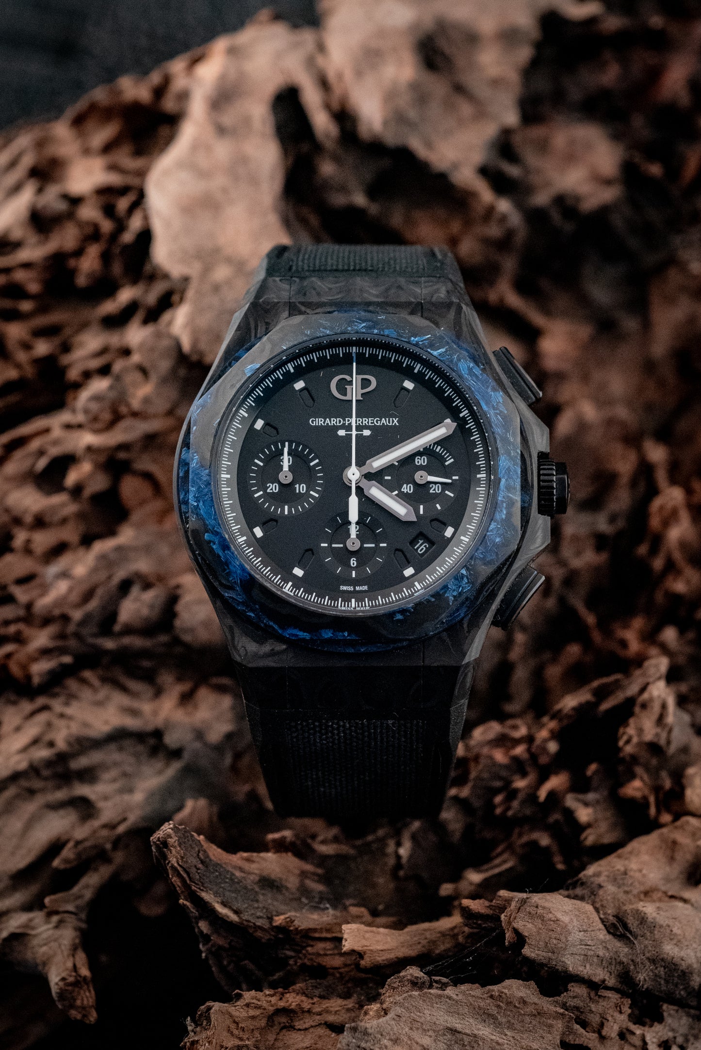 Girard Perregaux Laureato Absolute Wired 2022 Box And Papers Ref 81060-36-694-FH6A