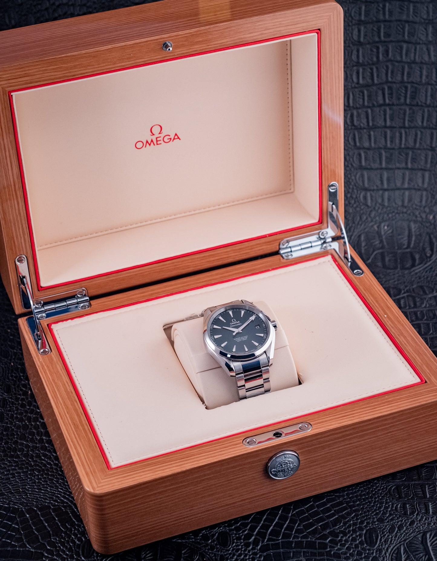 Omega Seamaster Aqua Terra 11/2023 Blue Dial Box And Papers Ref 231.10.42.21.03.003
