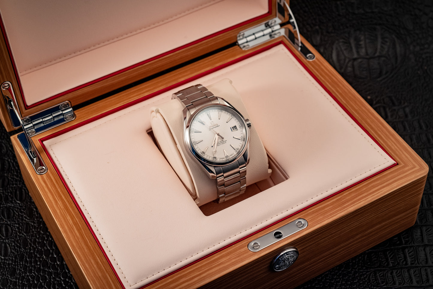 Omega Seamaster Aqua Terra White Dial 2021 Box And Papers Ref 231.10.42.21.02.001