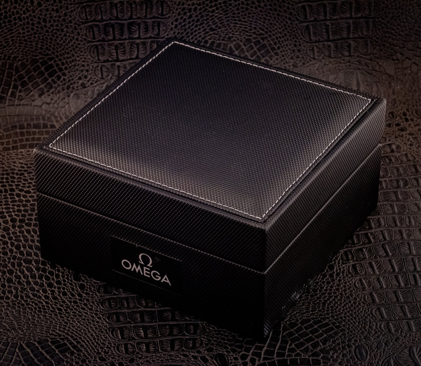 Omega Seamaster Planet Ocean Quantum of Solace Limited Edition 007 James Bond Box And Papers Ref 222.30.46.20.01.001