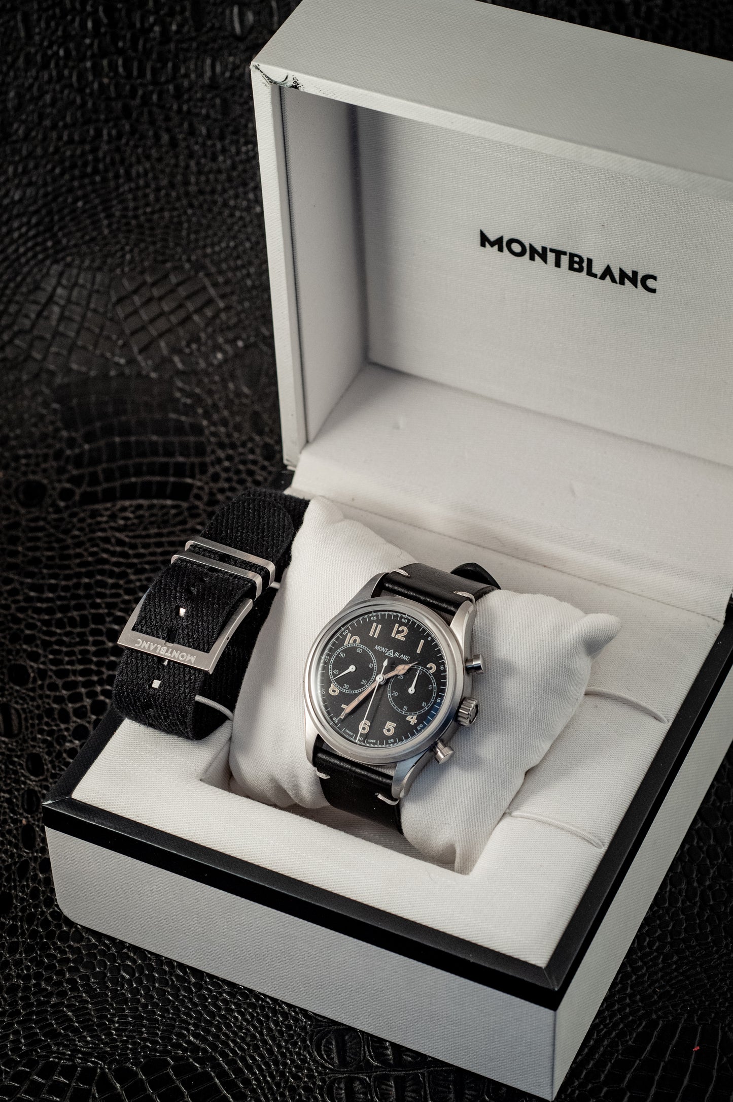 Montblanc 1858 AUTOMATIC CHRONOGRAPH 2023 Box And Papers Extra Strap Ref MB117835