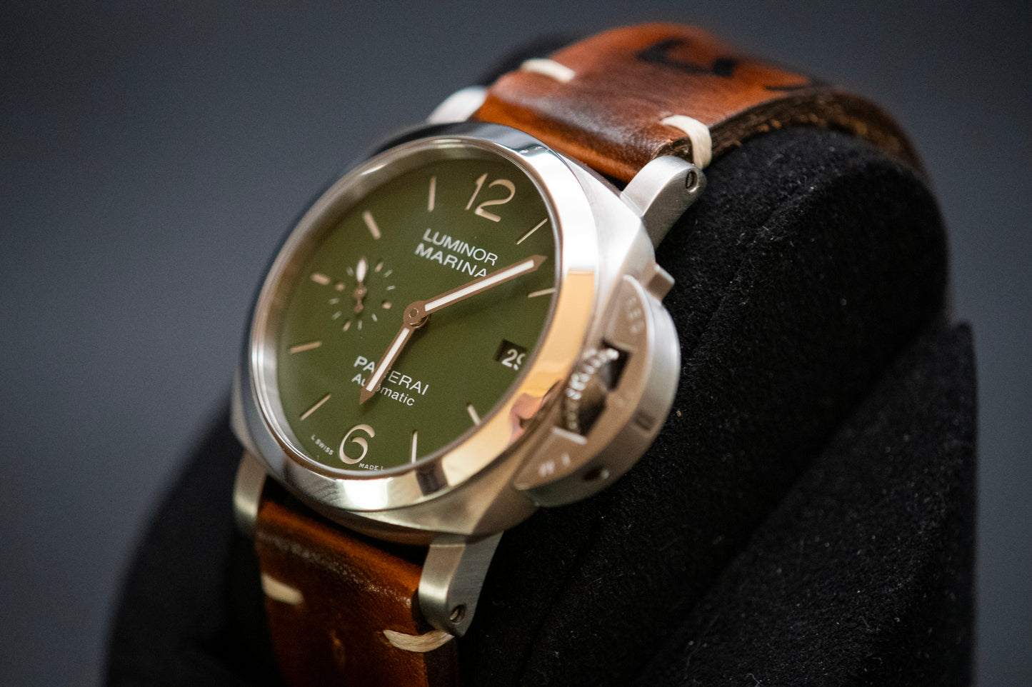 Panerai Luminor Quaranta Verde Militare 40mm Limited Ed Pam01304