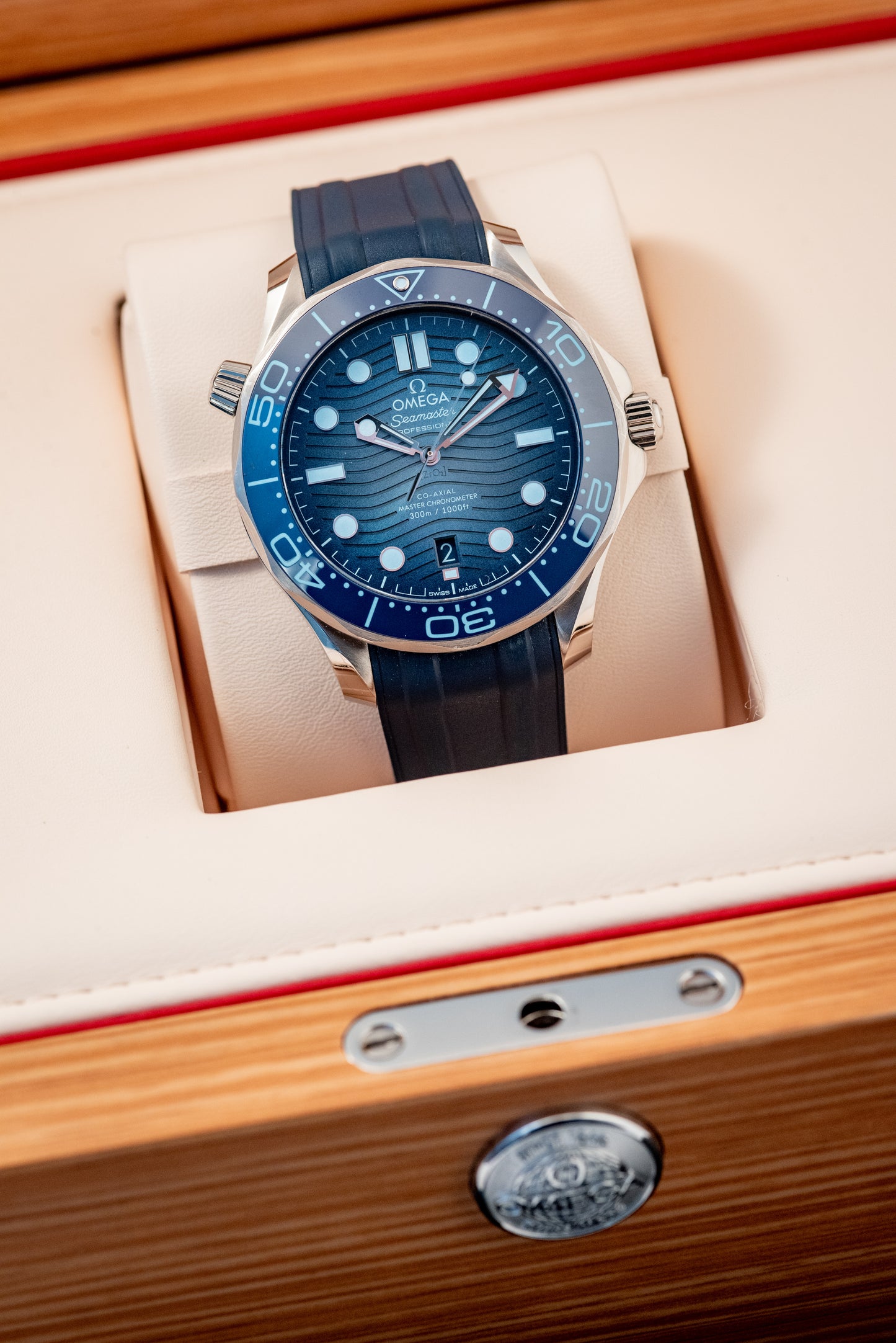 Omega Seamaster Diver 300M Summer Blue 2023 Box And Papers 210.32.42.20.03.002