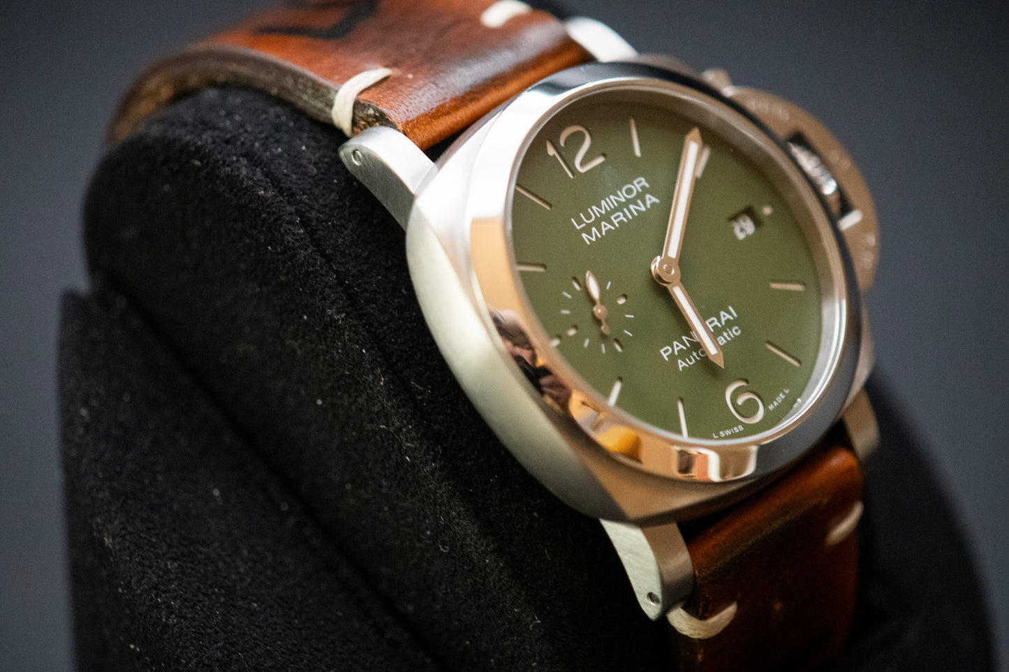 Panerai Luminor Quaranta Verde Militare 40mm Limited Ed Pam01304