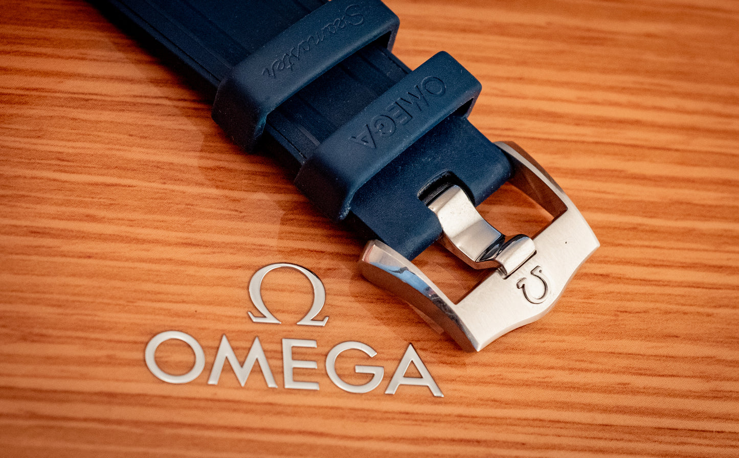 Omega Seamaster Diver 300MM Blue Dial Rubber 2020 Ref 210.32.42.20.03.001 Box And Papers