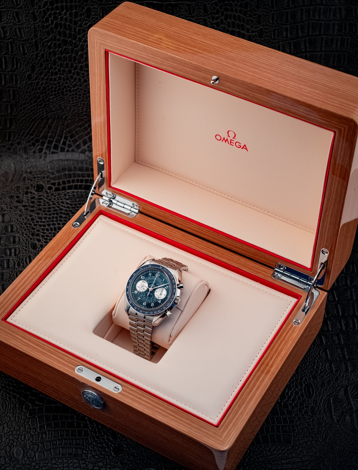 Omega Speedmaster Blue Chronoscope Master Chronometer 2021 Box And Papers Ref 329.30.43.51.03.001