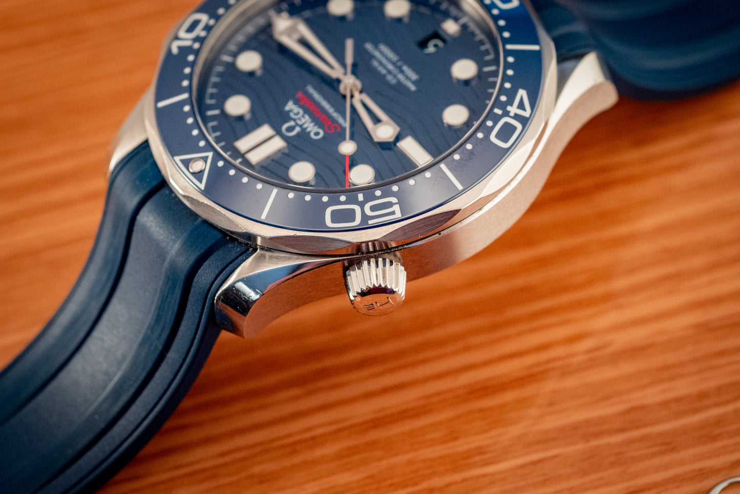 Omega Seamaster Diver 300MM Blue Dial Rubber 2020 Ref 210.32.42.20.03.001 Box And Papers