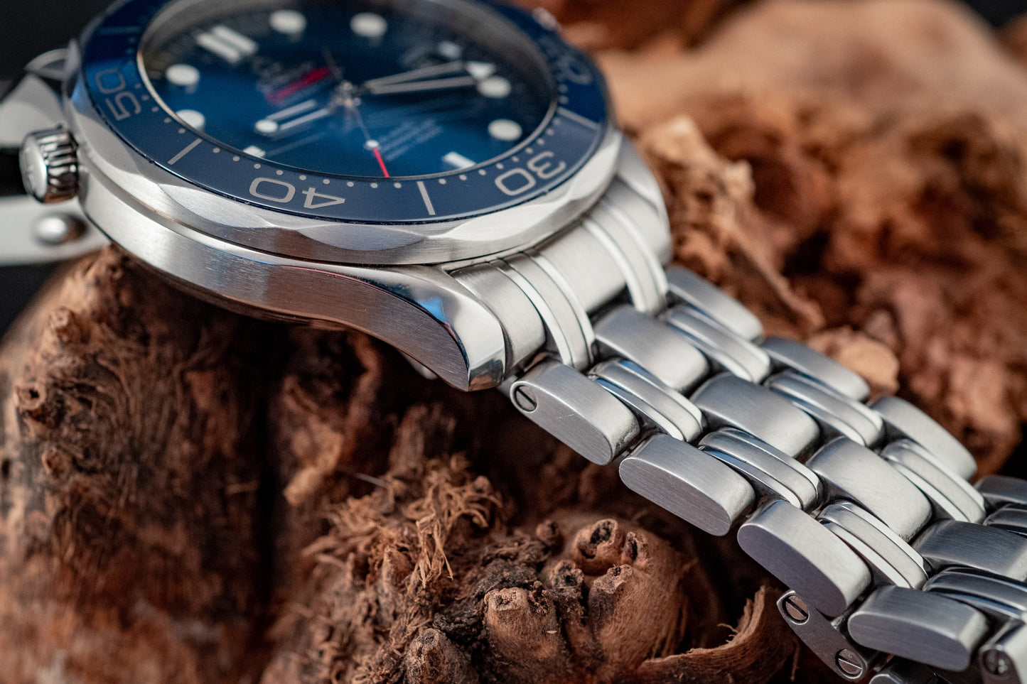 Omega 2023 Seamaster Diver Blue 41MM No Waves On Bracelet Box And Papers Ref 212.30.41.20.03.001