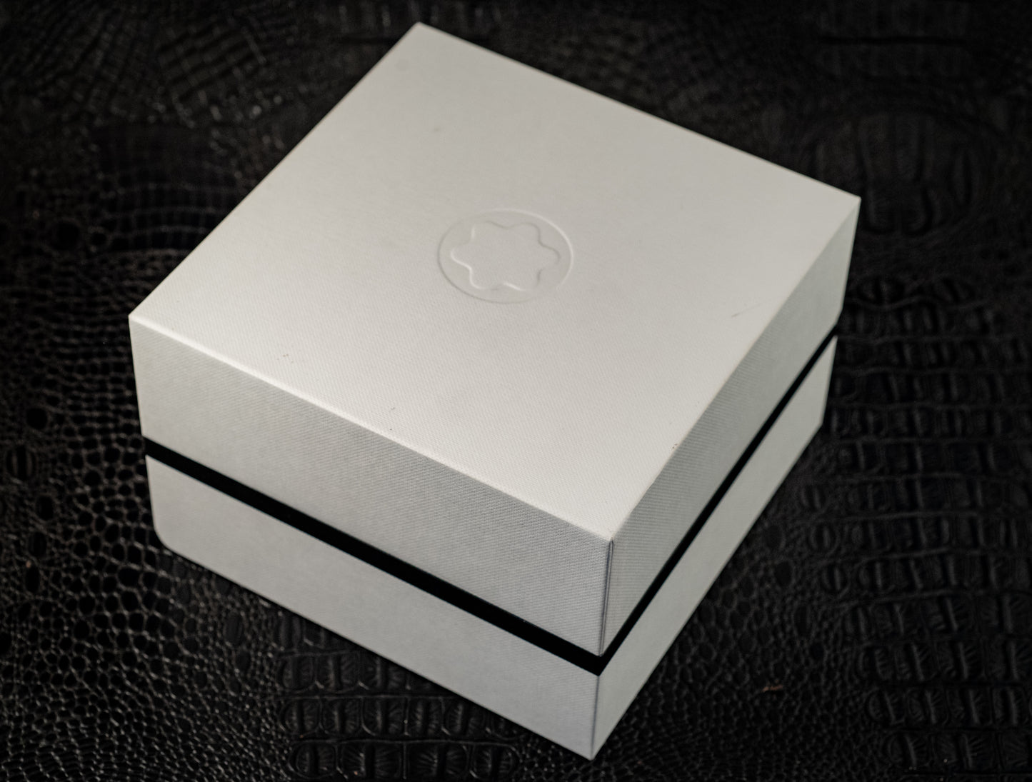 Montblanc 1858 AUTOMATIC CHRONOGRAPH 2023 Box And Papers Extra Strap Ref MB117835