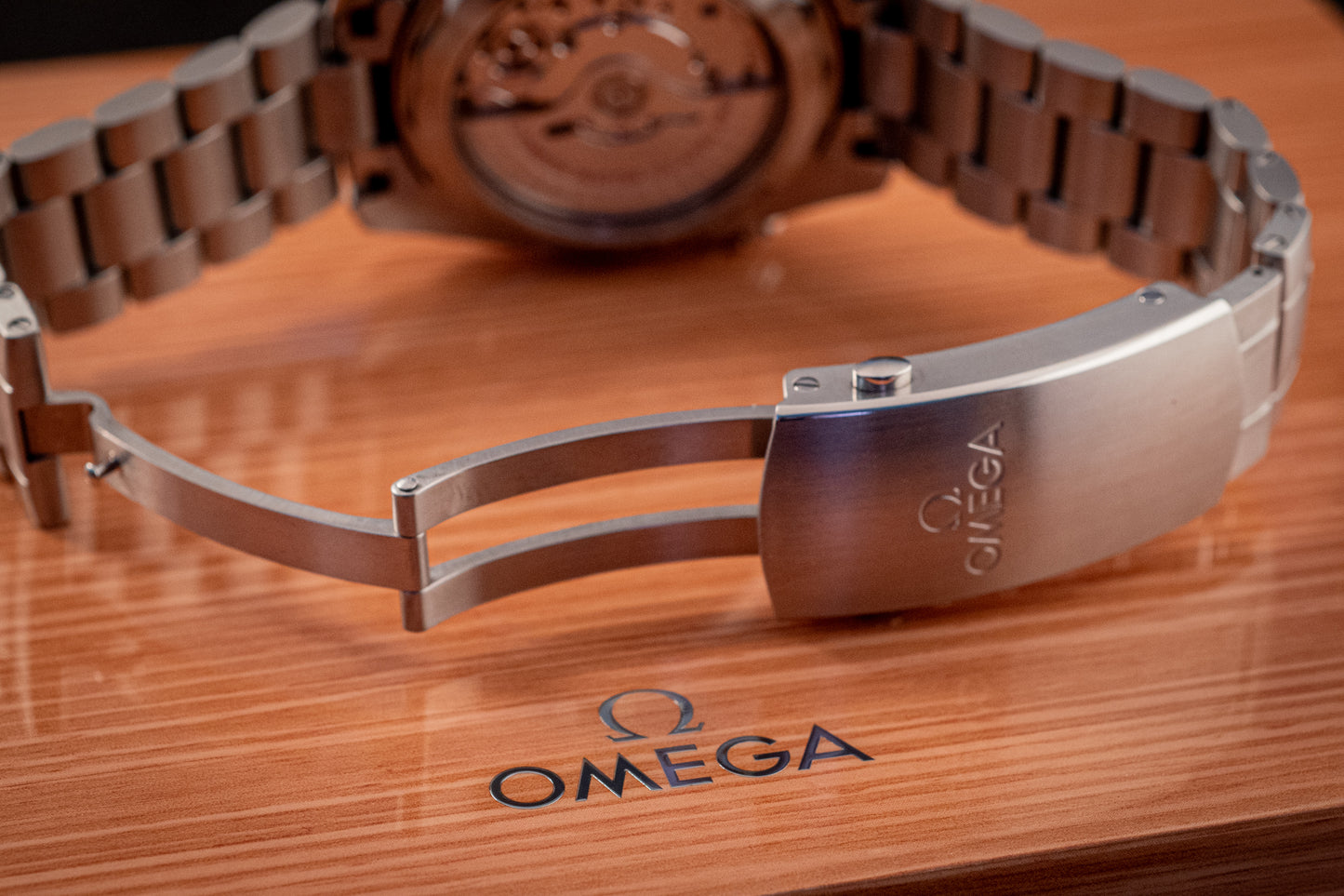 Omega Seamaster Planet Ocean Chronograph Ref 215.30.46.51.01.001 Box And Papers