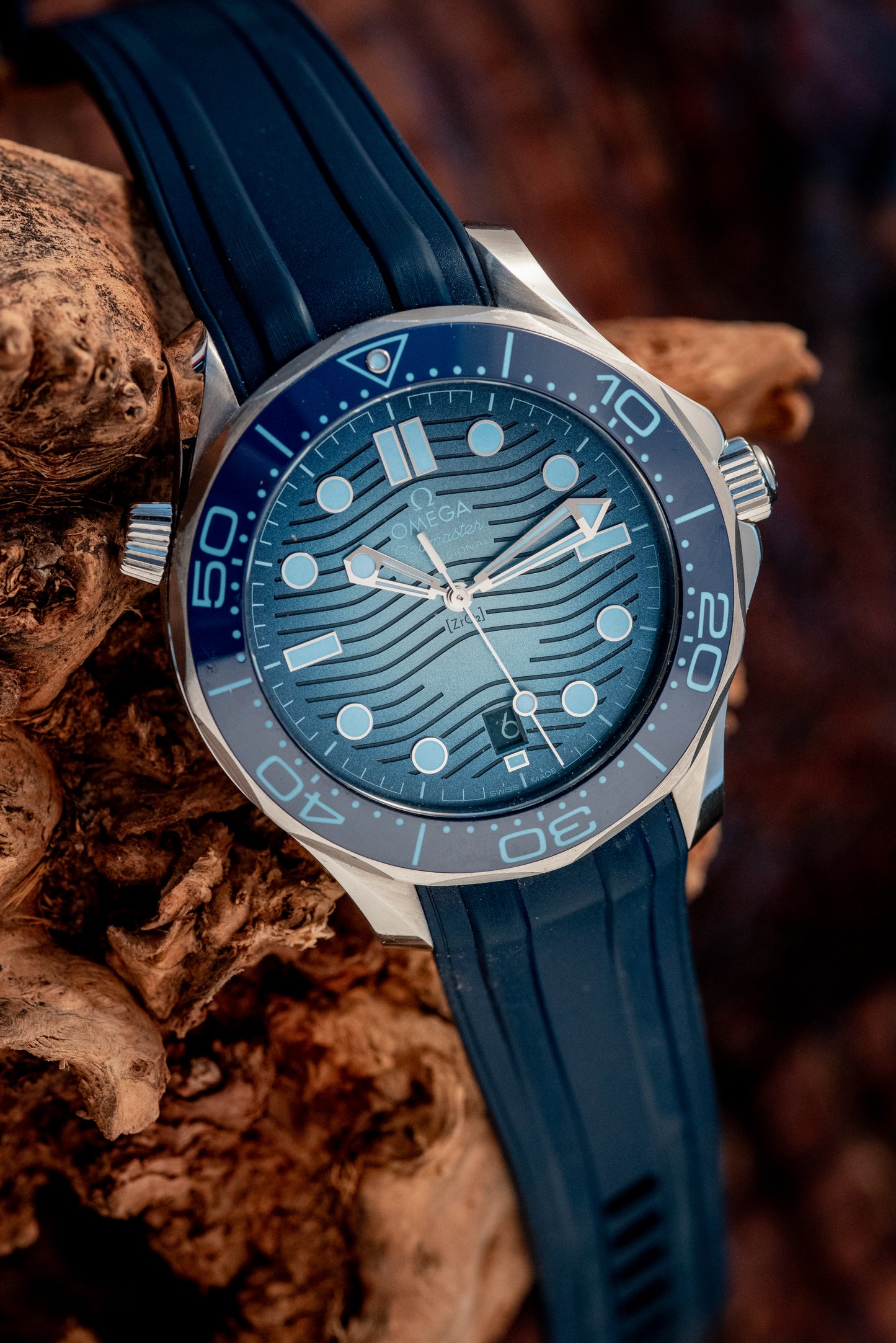 Omega Seamaster Diver 300M Summer Blue 2023 Box And Papers 210.32.42.20.03.002