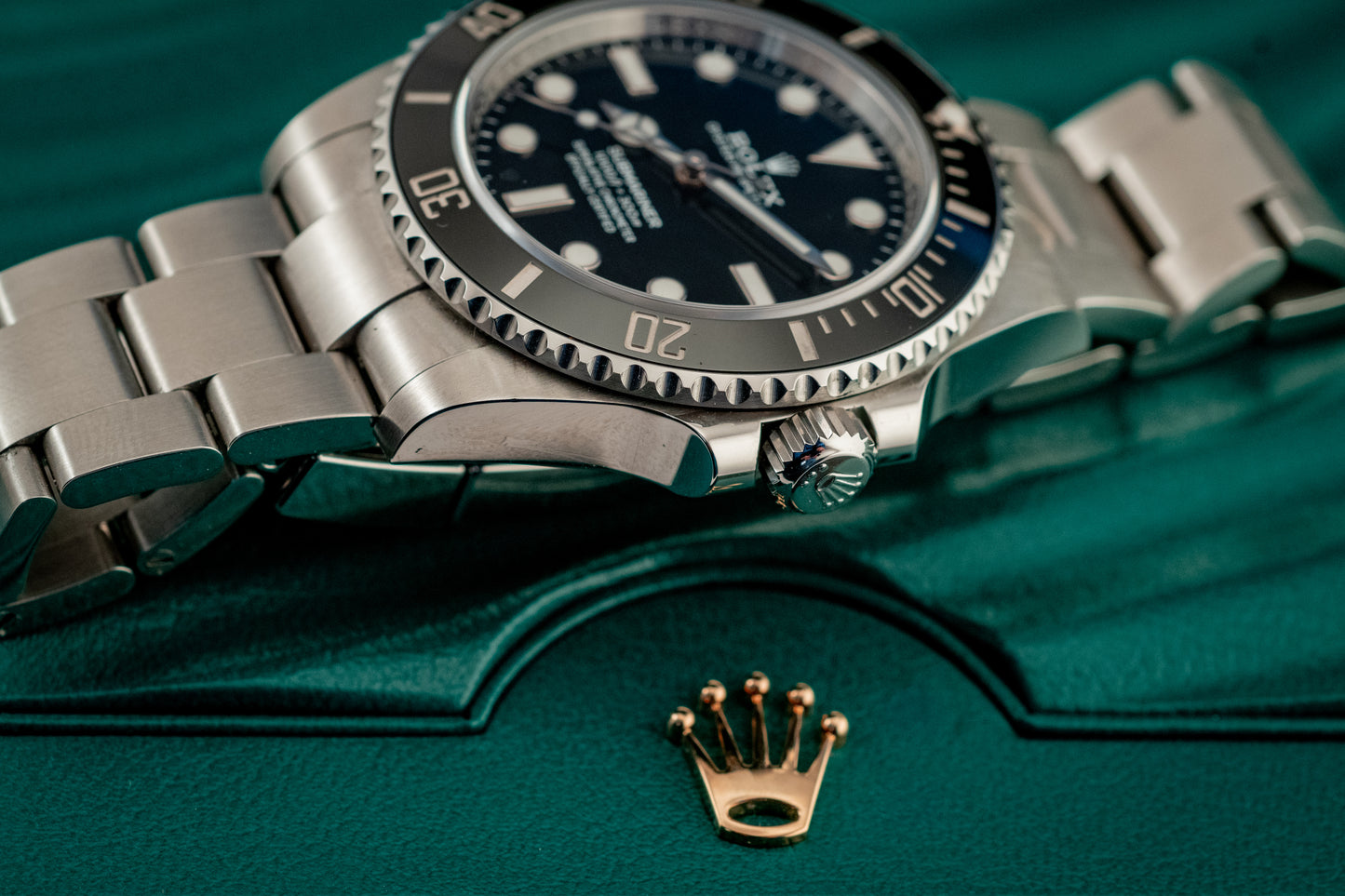 Rolex Submariner December 2021 Black No-date Full Set 41mm Box And Papers Ref 124060