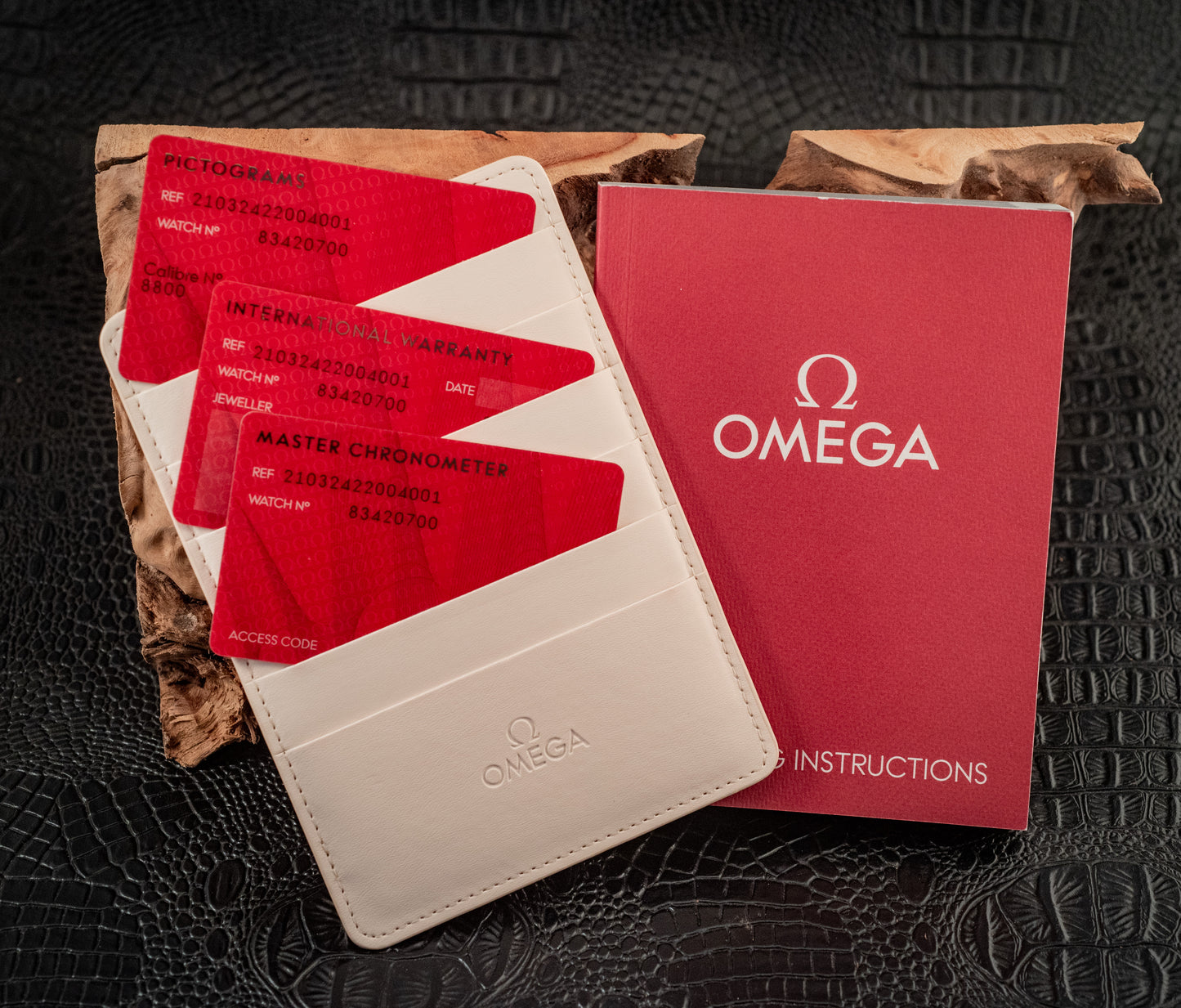 Omega 2022 Seamaster Diver 300M White Waves Dial Box And Papers Ref 210.32.42.20.04.001 Purchase Receipt