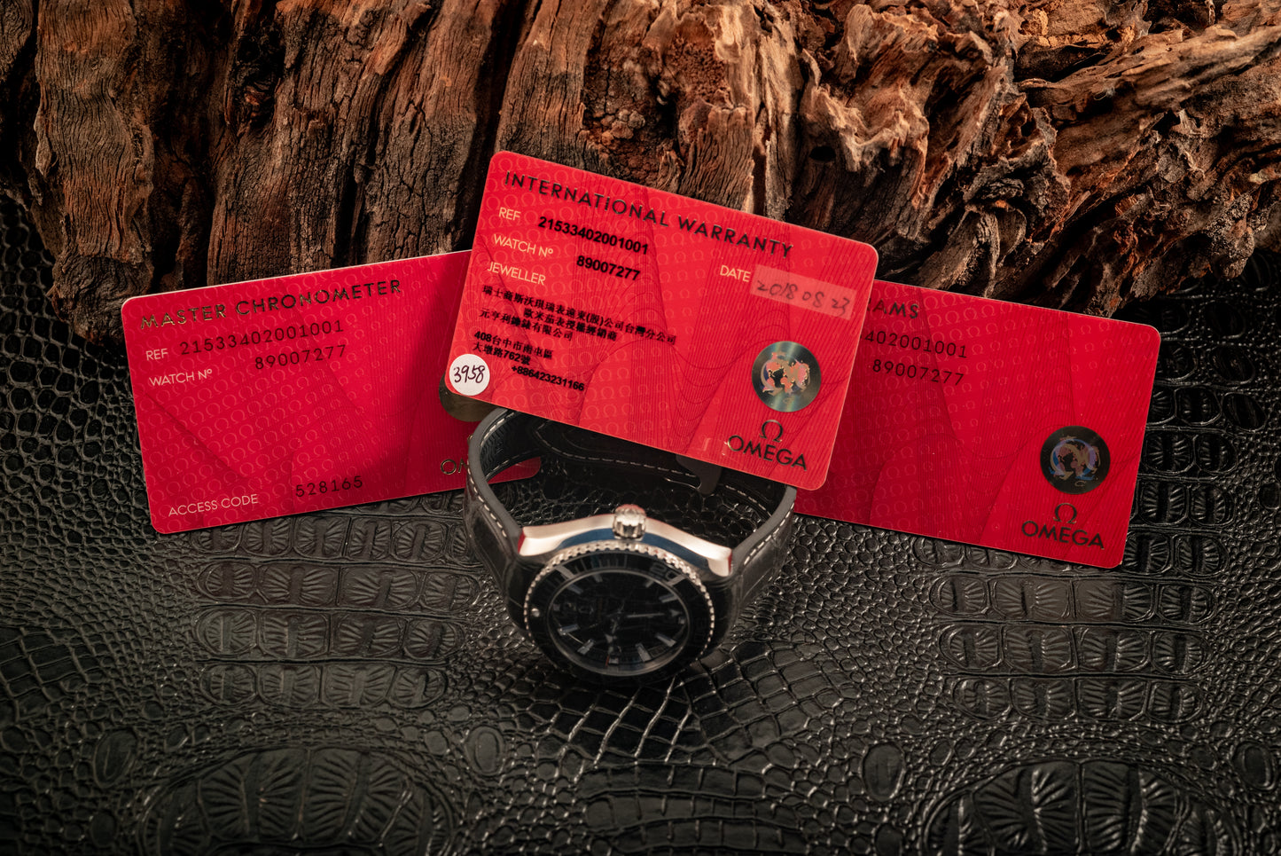 Omega Seamaster Planet Ocean Ref 215.33.40.20.01.001 Box And Papers