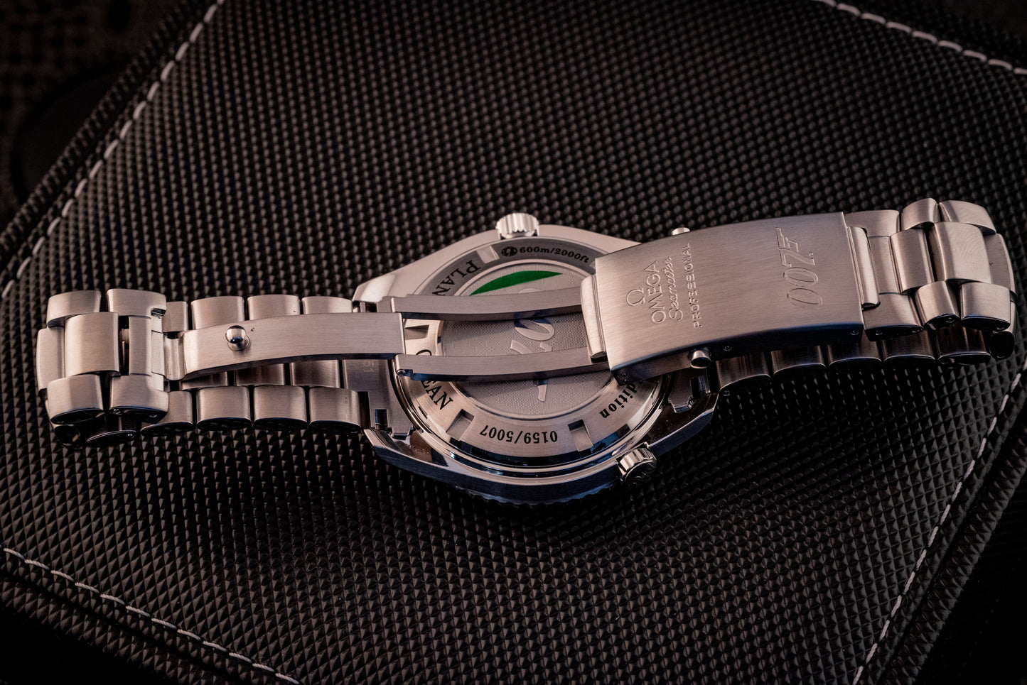 Omega Seamaster Planet Ocean Quantum of Solace Limited Edition 007 James Bond Box And Papers Ref 222.30.46.20.01.001