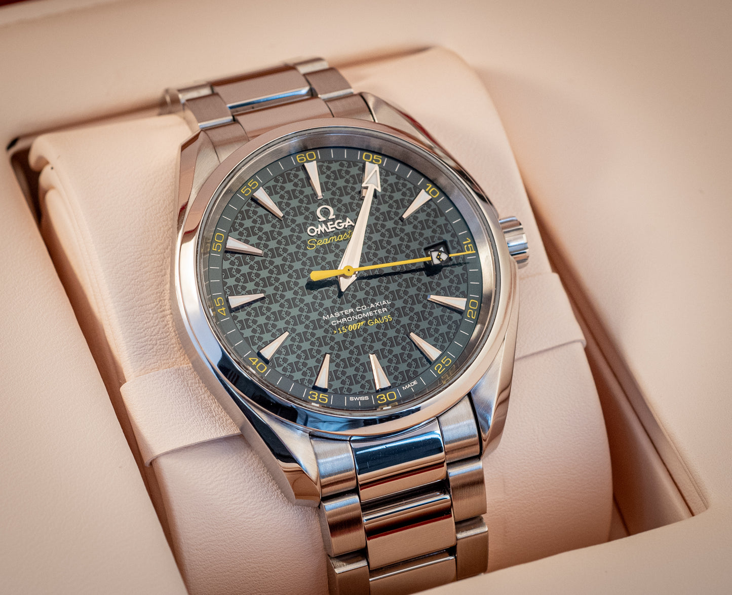 Omega Seamaster Aqua Terra Spectre James Bond 007 Ref 231.10.42.21.03.004