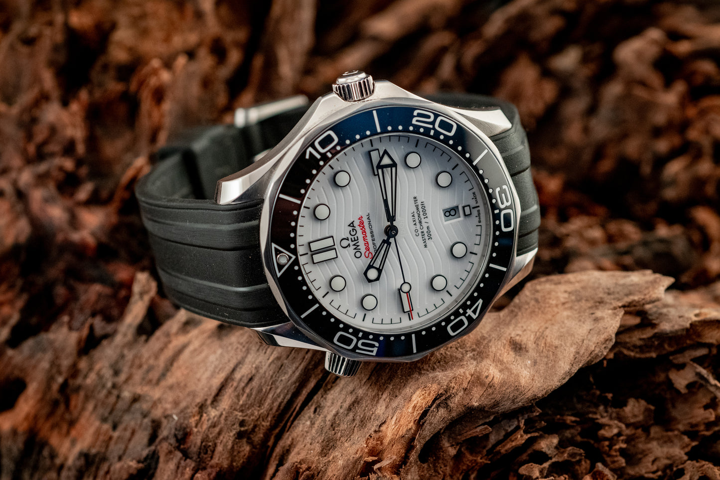 Omega 2024 Seamaster Diver 300M 42MM White Wave Box And Papers Ref 210.32.42.20.04.001